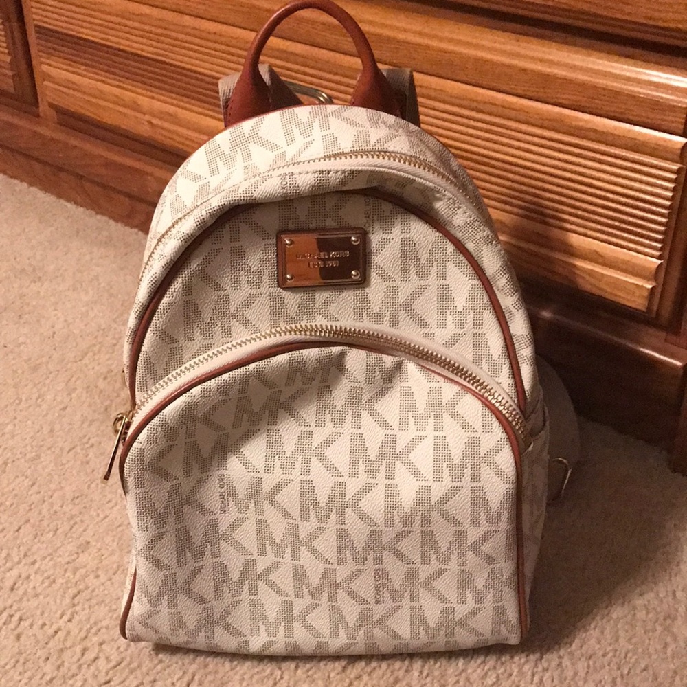 Micheal kors backpack